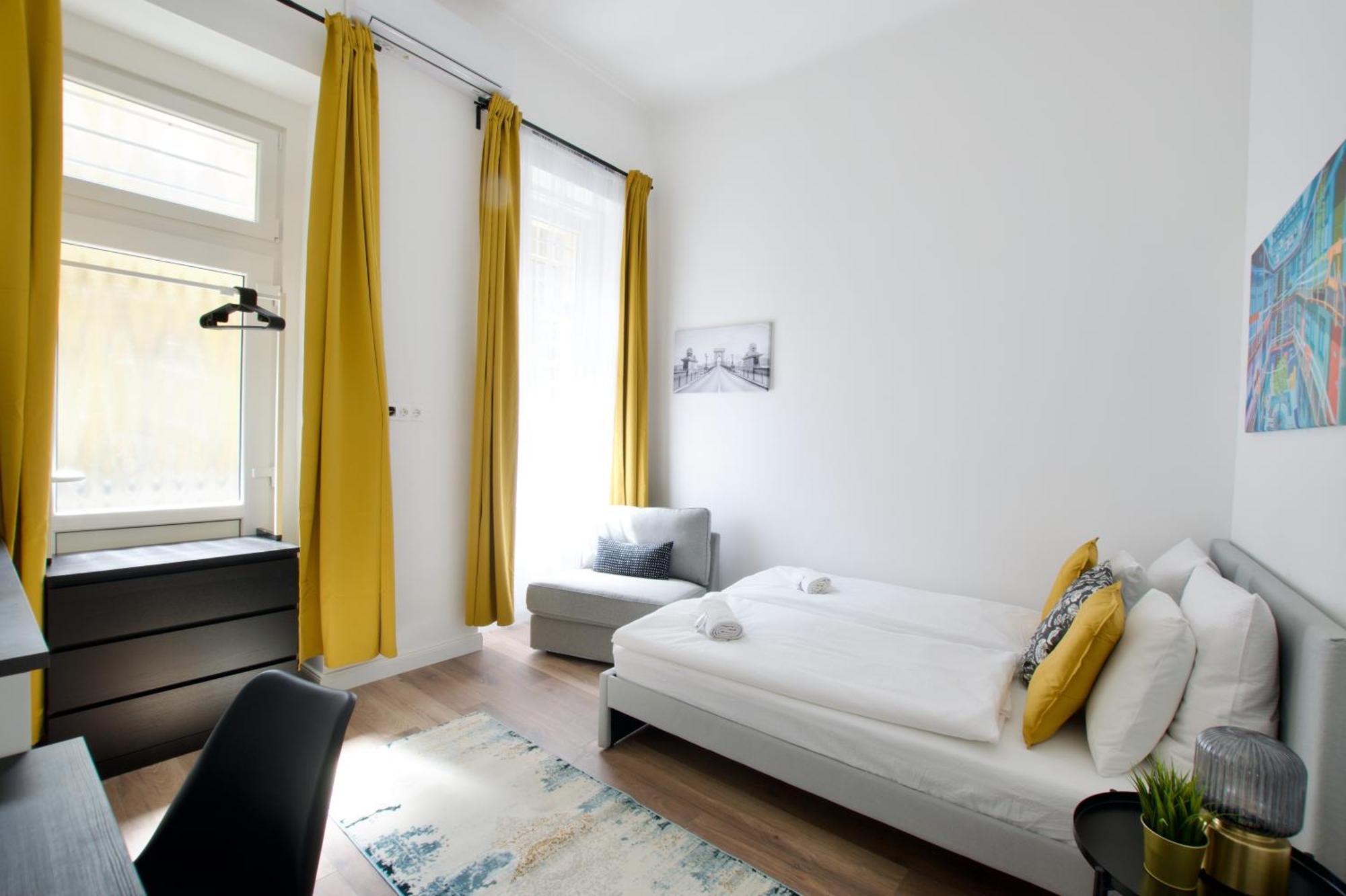 Standard Apartment By Hi5- Rakoczi Studio Budapeste Exterior foto